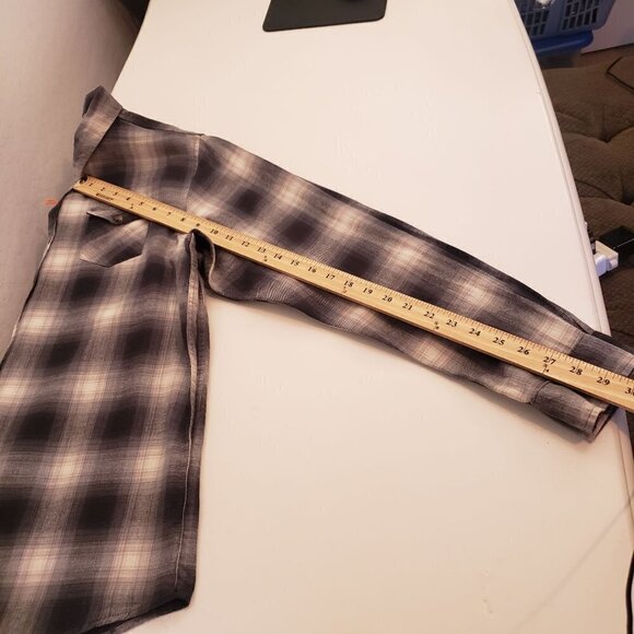 First Wave youth button down long sleeve shirt size 18/20 NWT - Picture 7 of 10